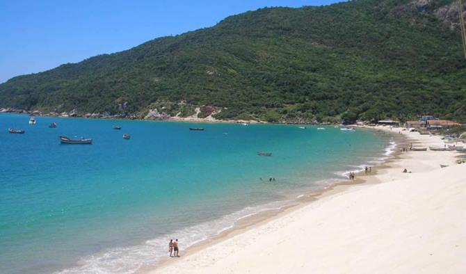 Apto A 70 Metros Da Praia, Piscina, 03 Ar Condicionados, Vaga De Garagem Florianópolis Exterior foto